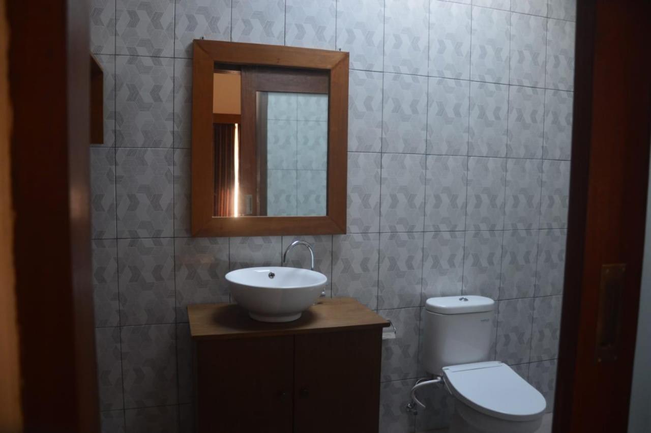 Wiryaroja Guest House تْشانغو المظهر الخارجي الصورة