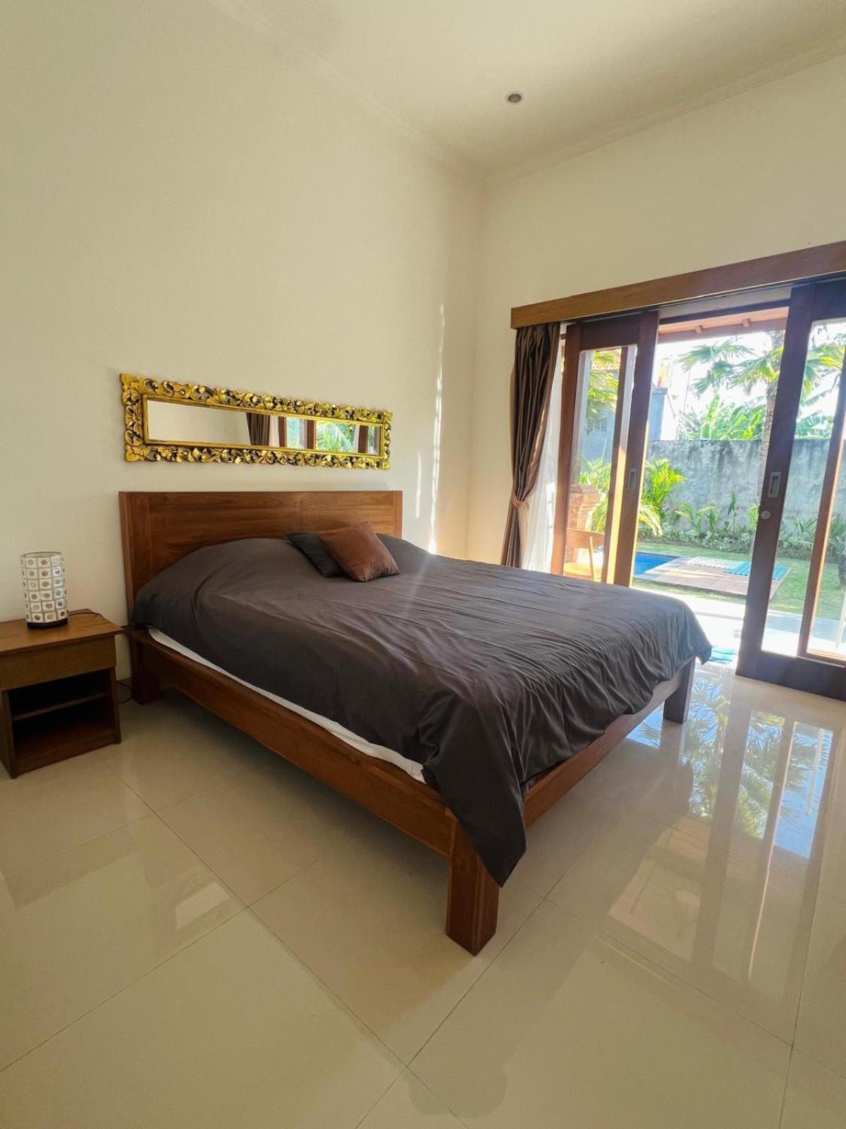 Wiryaroja Guest House تْشانغو المظهر الخارجي الصورة
